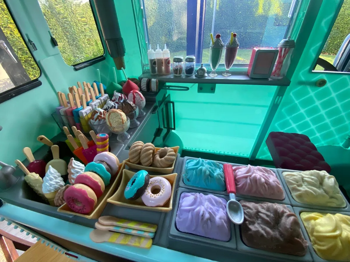Our Generation Ice cream van - Image 2