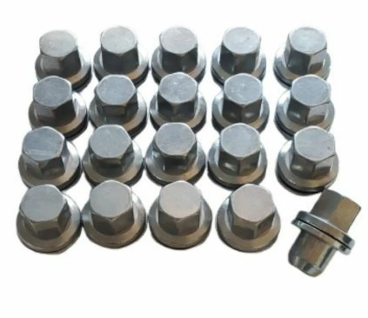 20 x New Nuts. Fit Land Rover Disco 3/4/5-Delivery - Image 1