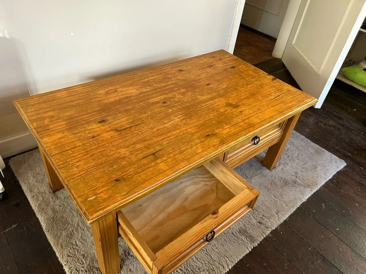 Coffee table - Image 1