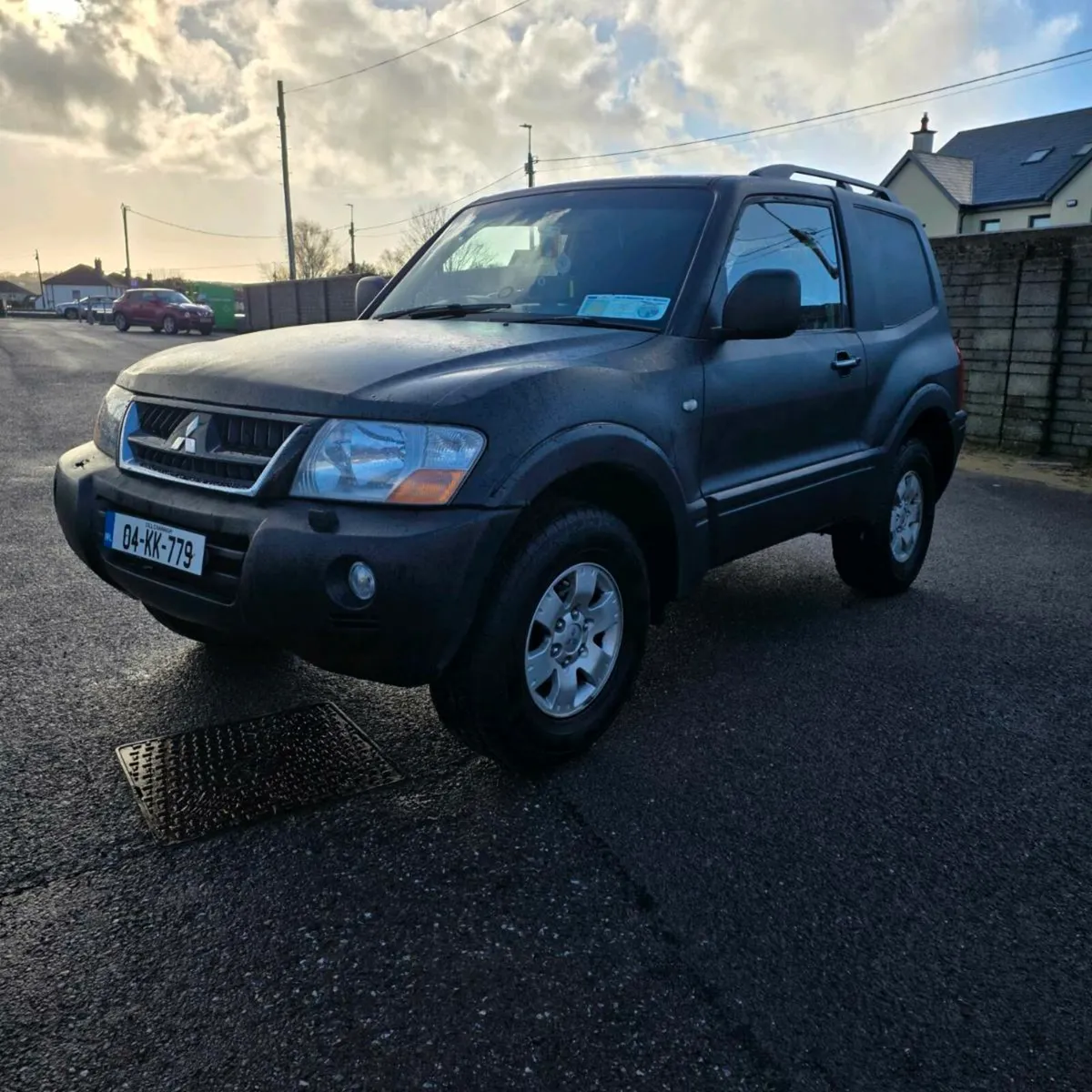 2x Mitsubishi Pajero SWB /READ Full ADD - Image 2