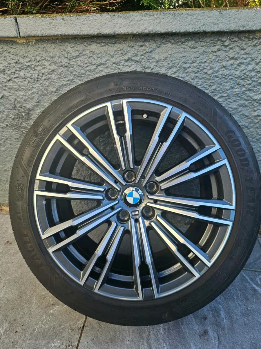 Bmw 18" alloys - Image 2