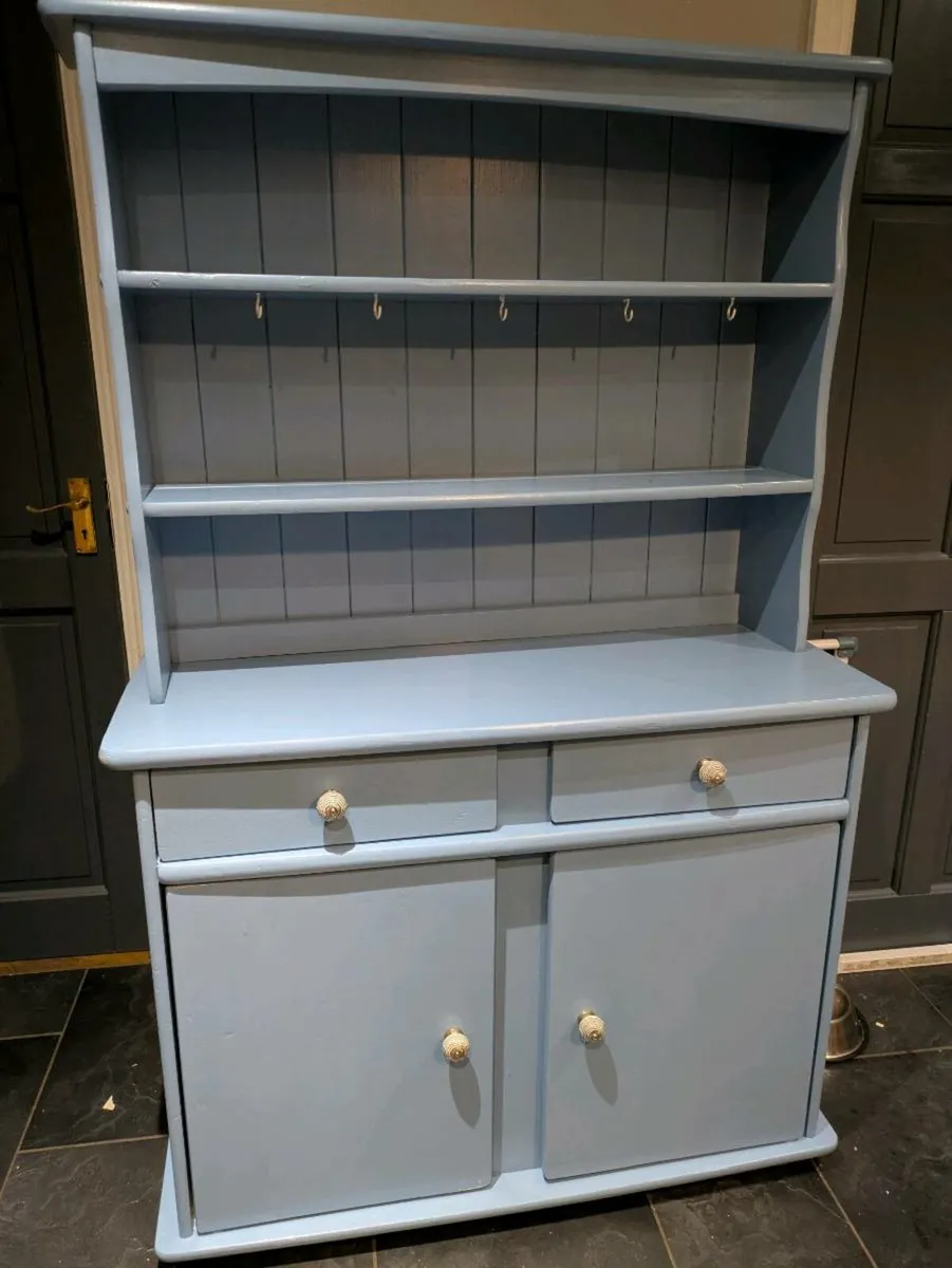 Kitchen dresser - Image 2