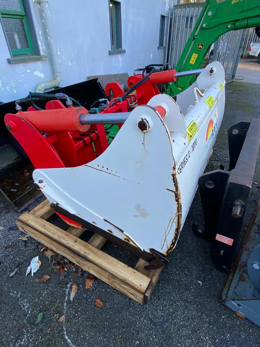 New Rock 1.8 meter Sheer Grab - Image 1