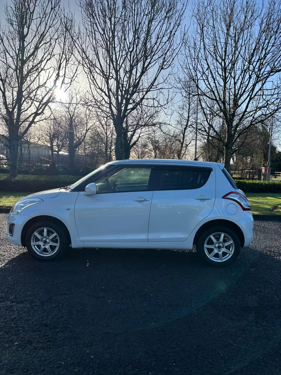 Suzuki Swift 2015 AUTOMATIC (NEW NCT) - Image 2