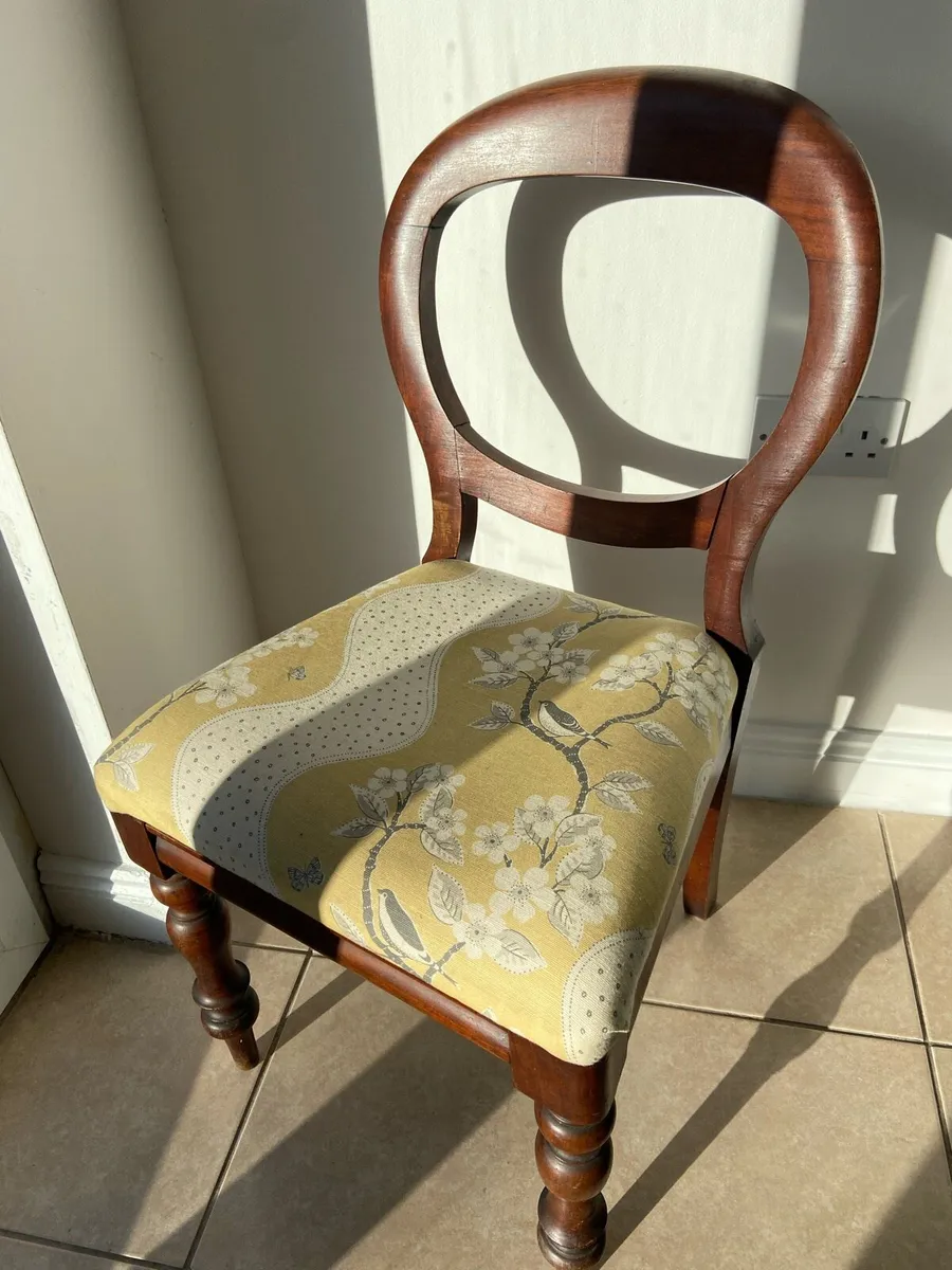 Kitchen /Bedroom vintage chairs - Image 1