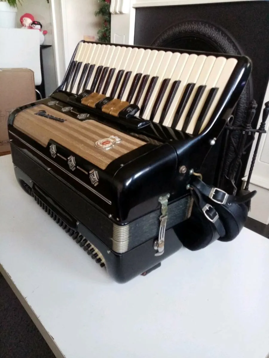 Marinucci Full Size Accordion - Image 1