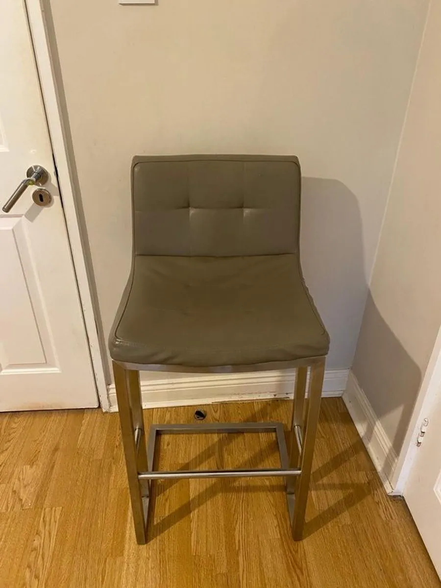 Beige leather stools - Image 1