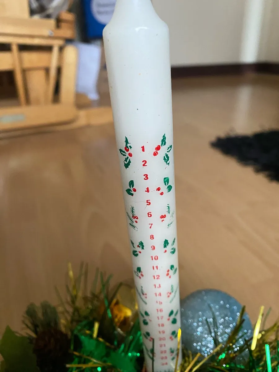 NEW Christmas Candle - decorated with new candle - Image 2