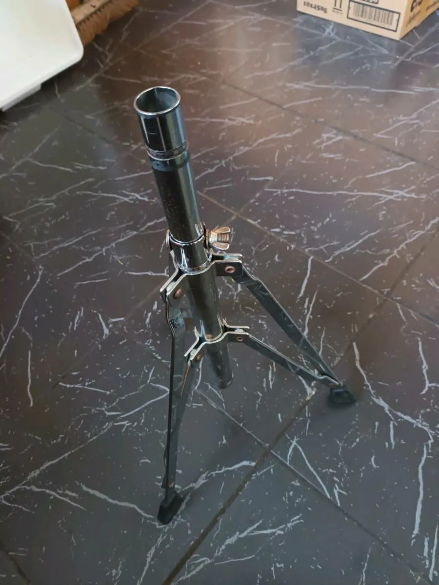 Chrome Tripod Stand - Image 1
