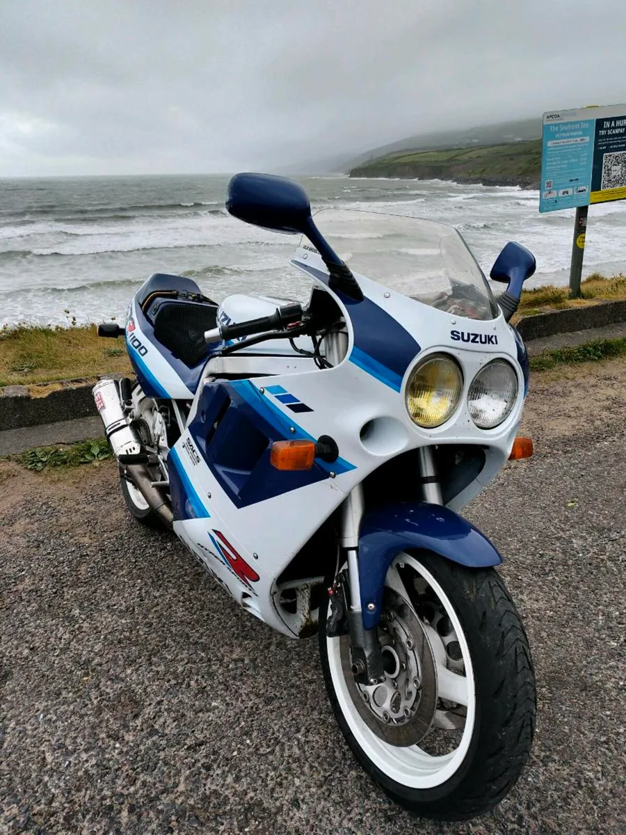 89 gsxr 1100 in immaculate condition - Image 2