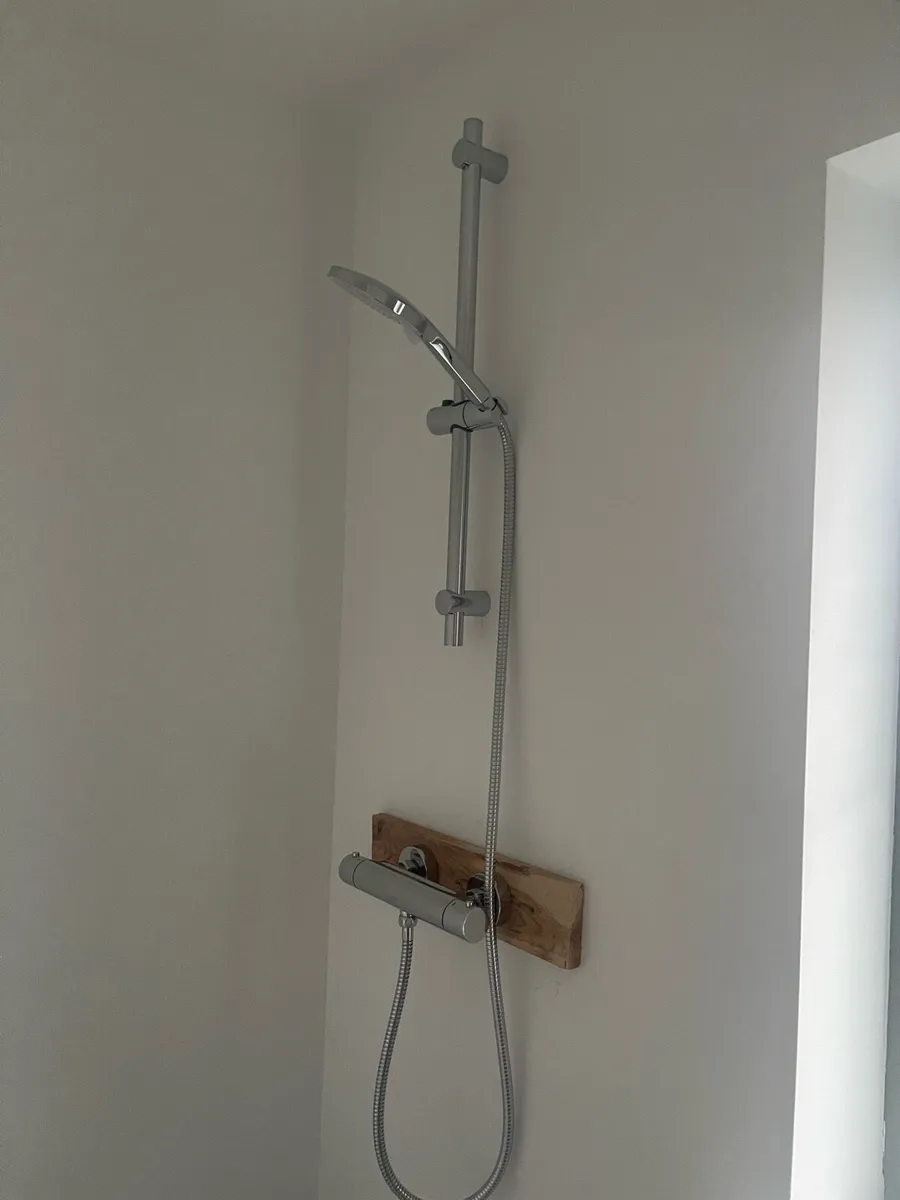 Bathroom ware - Image 3