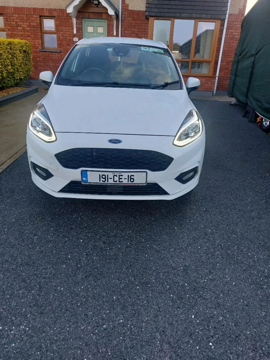 2019 ford fista st line - Image 1