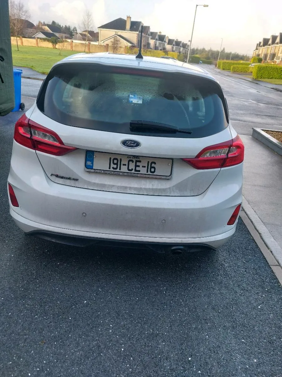 2019 ford fista st line - Image 2