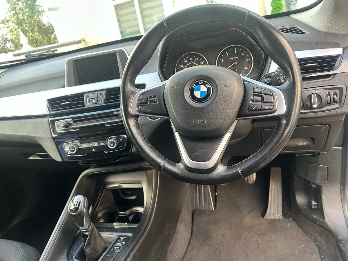 BMW x1 - Image 2