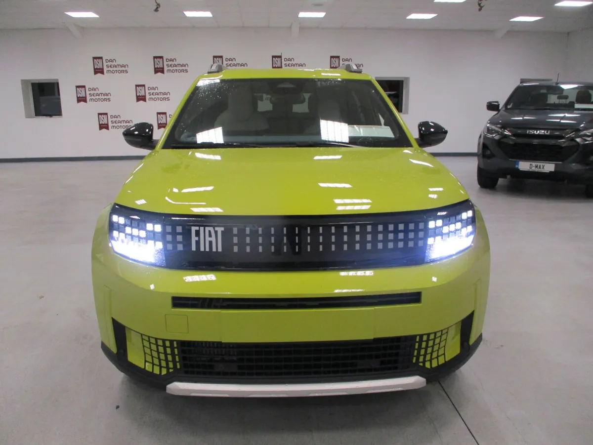 ALL NEW FIAT GRANDE PANDA 1.2 MHEV LA PRIMA - Image 4