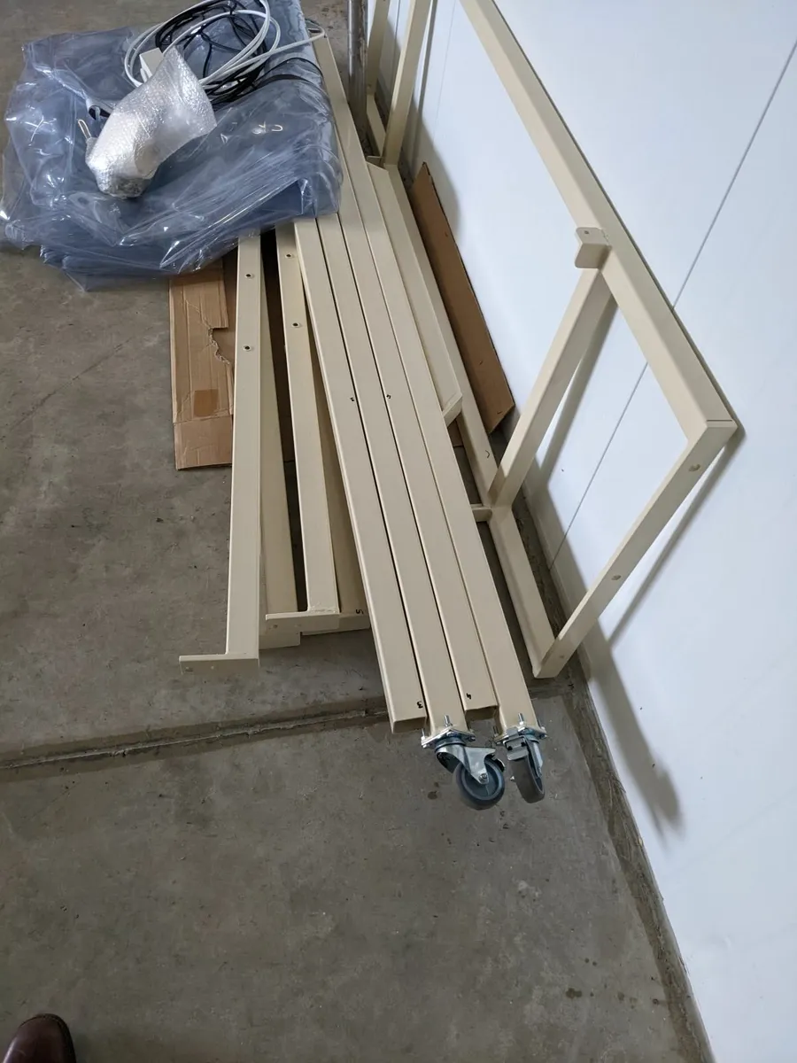 Booth/Cleanroom - Image 2