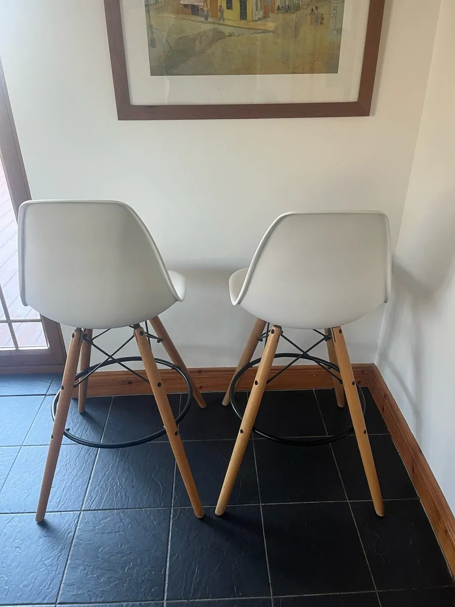 Bar chairs - Image 2