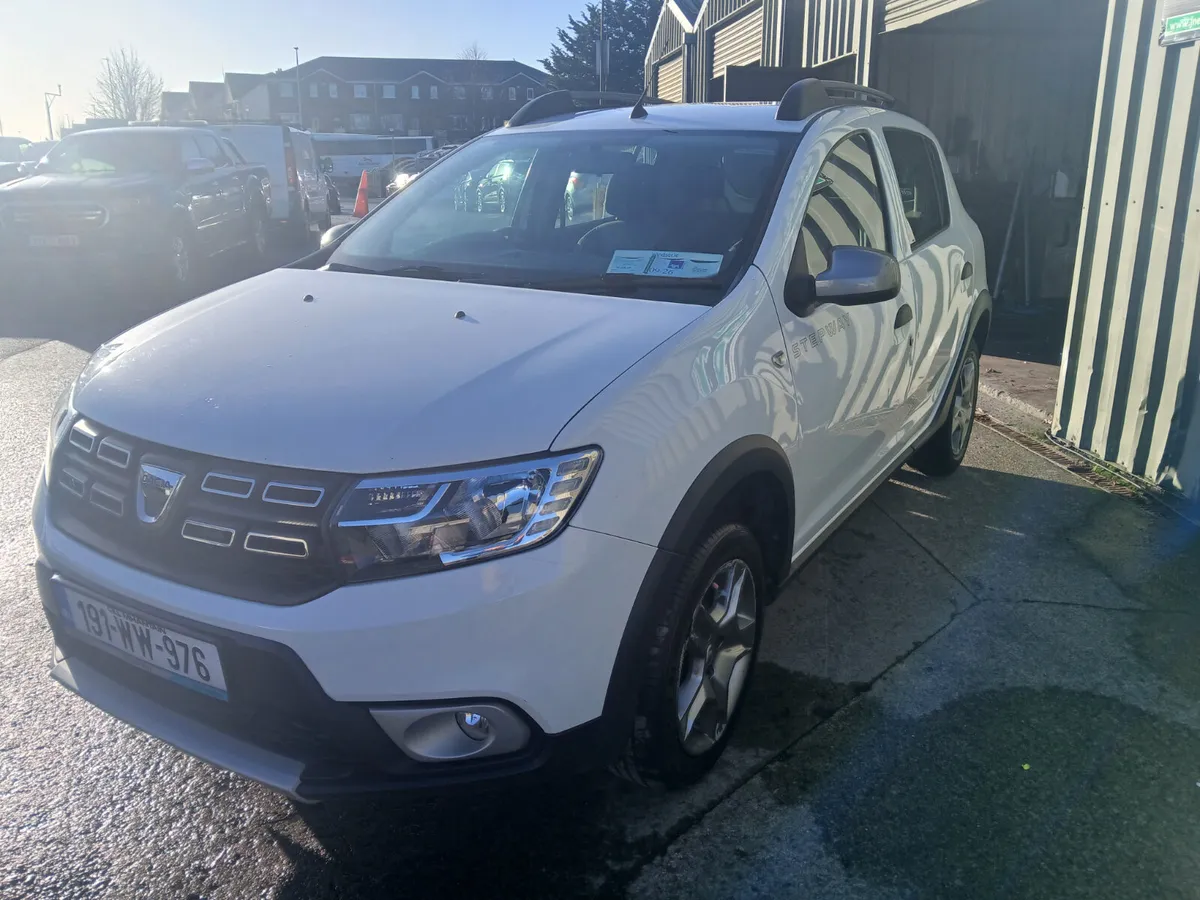 DACIA Sandero Stepway 1litre 2019 - Image 3