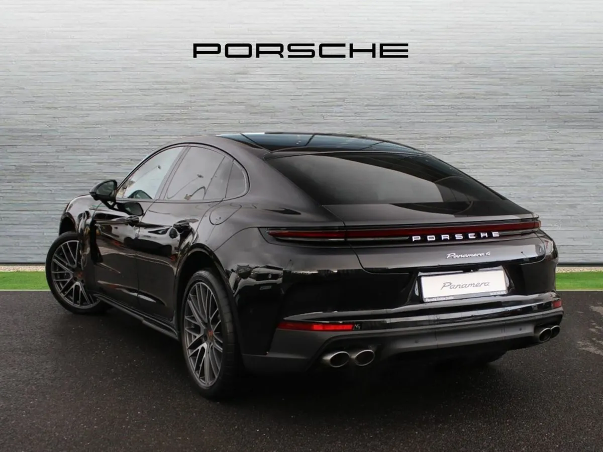 Porsche Panamera 4 E-Hybrid (New 2026) - Image 3
