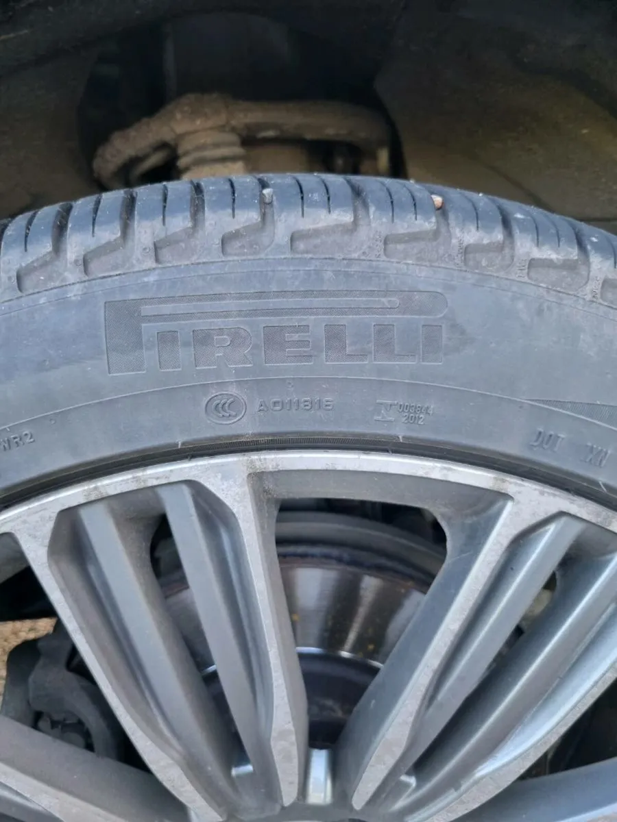 Range Rover Vogue - Image 2