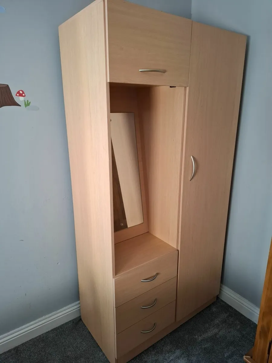 Bedroom Wardrobe - Image 1