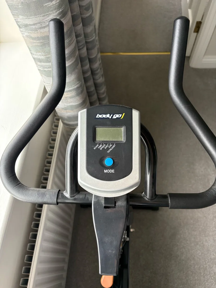 Spinning bike - Image 4
