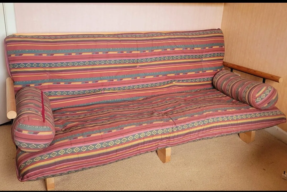 Futon / sofabed - Image 1
