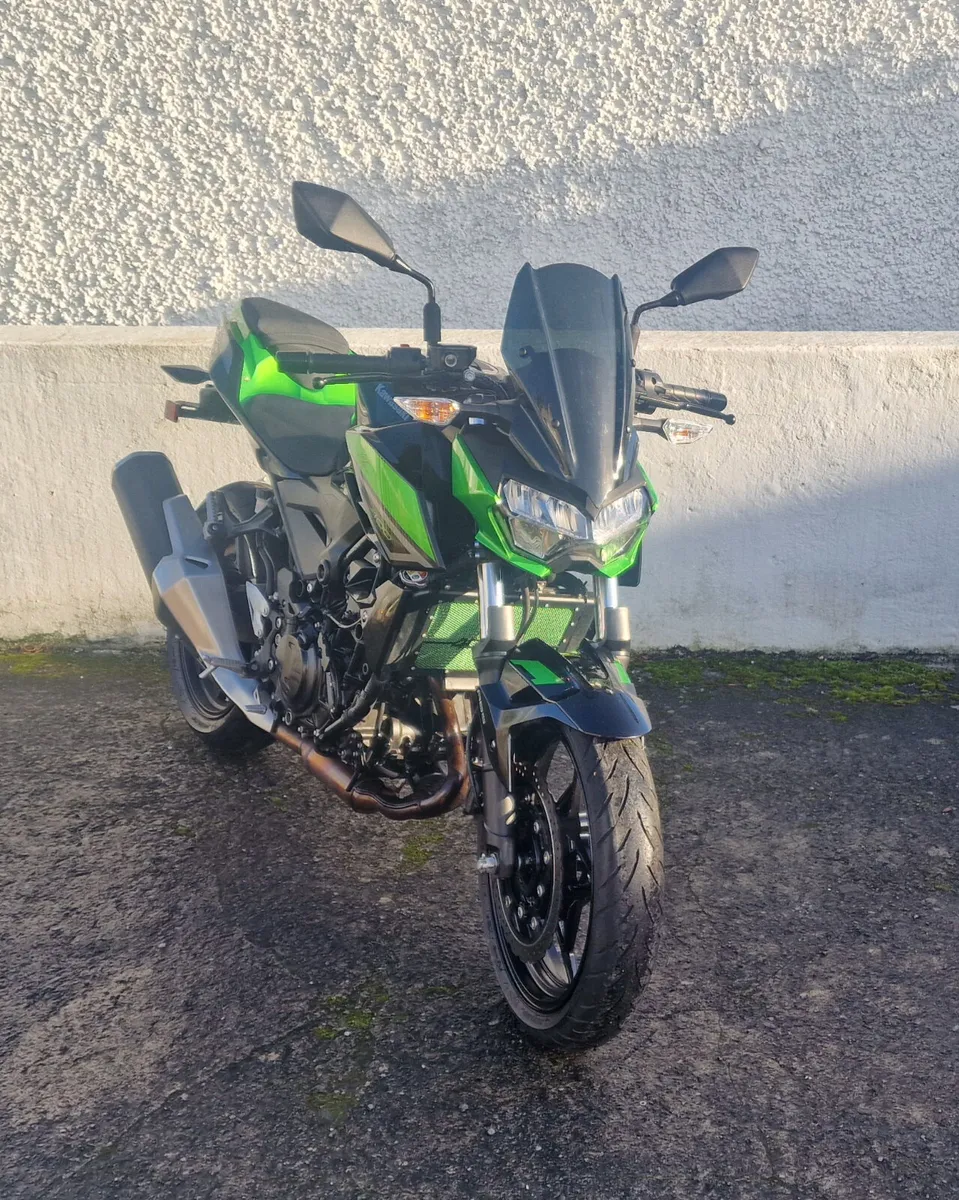Z400 @ Doyles Athlone - Image 1