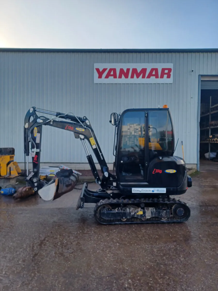 Yanmar SV26 - Image 1