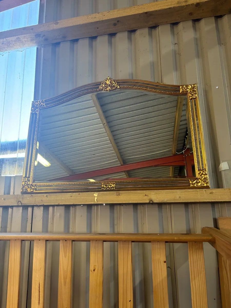 Gilt bevelled overmantle mirror - Image 1