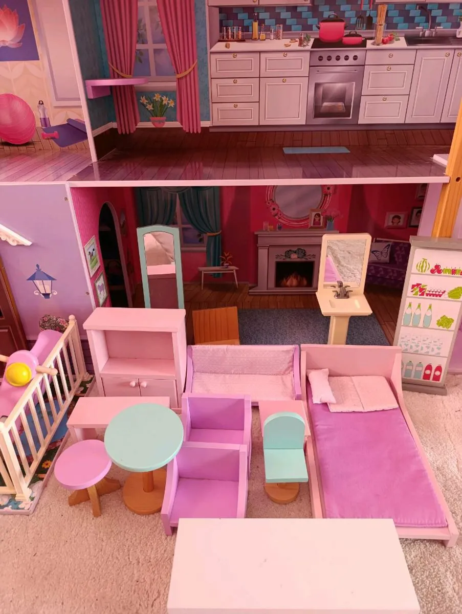 Dolls House - Image 2