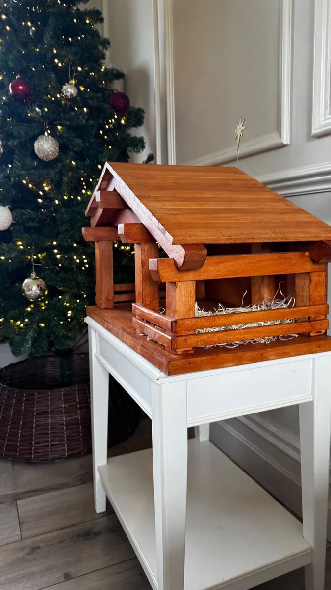 Christmas Nativity Crib - Image 2