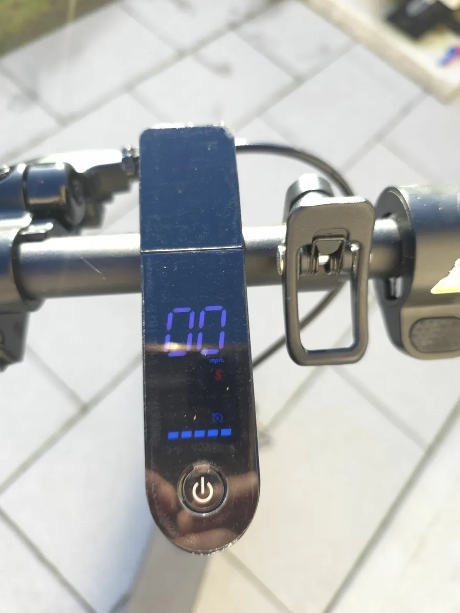 Electric Scooter - Image 1