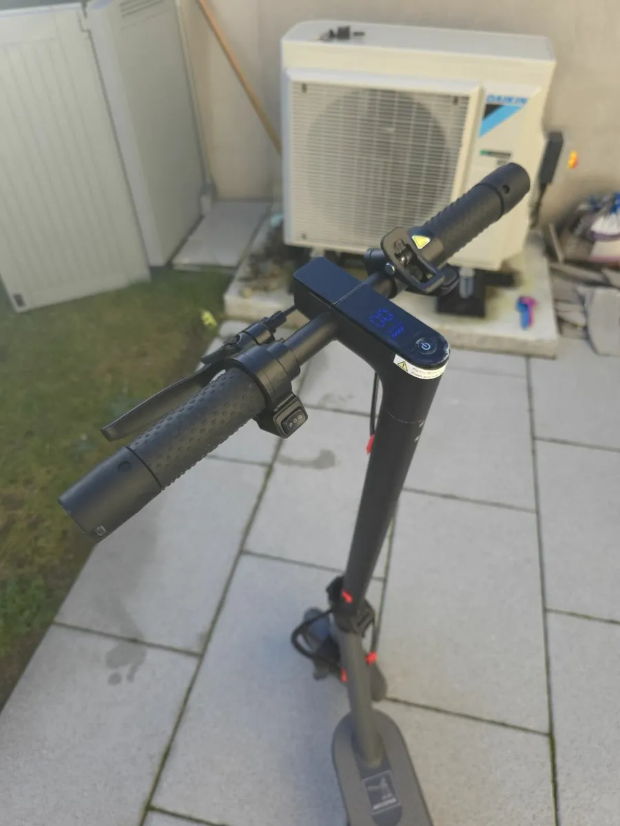 Electric Scooter - Image 3