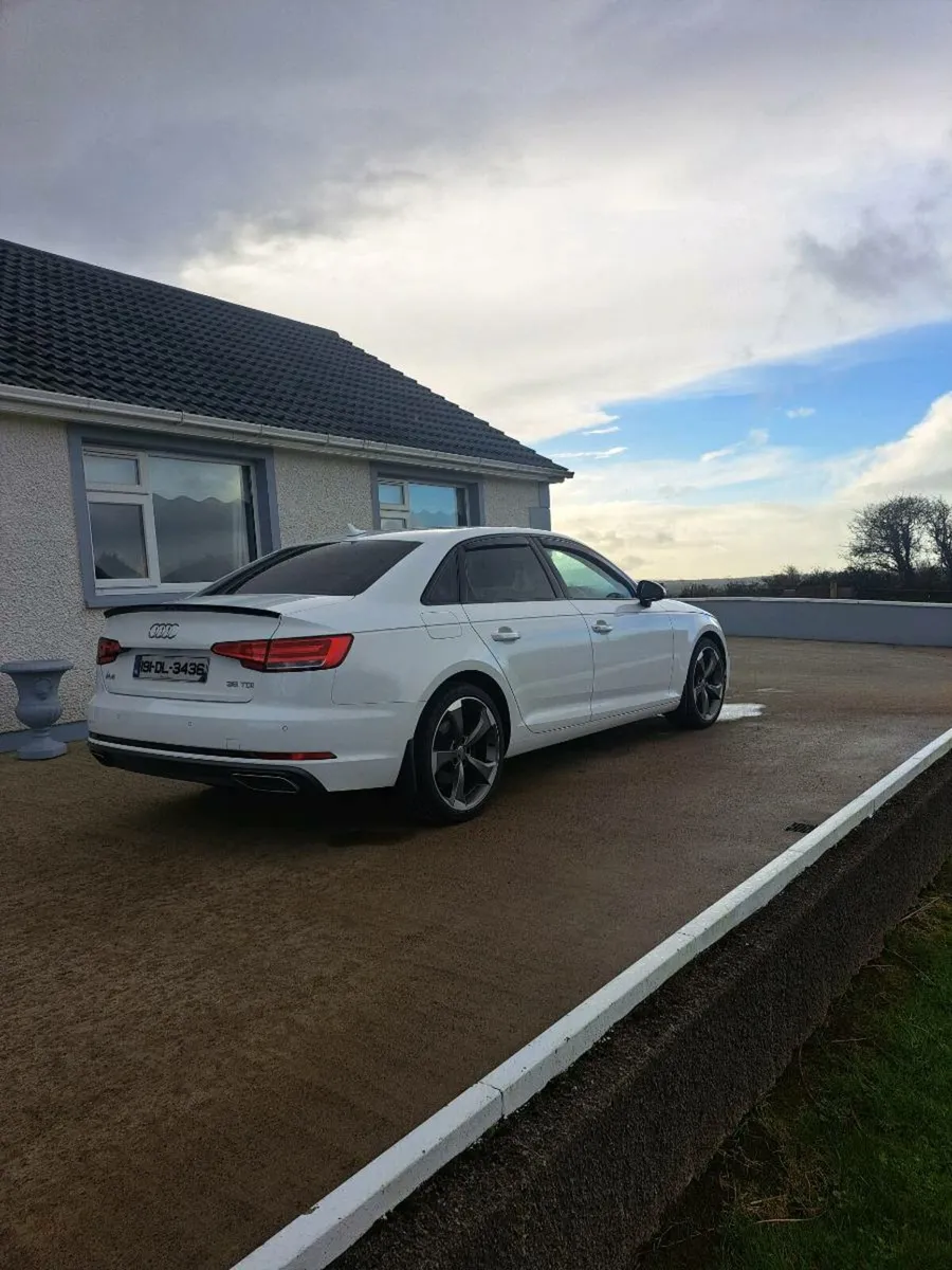 2019 Audi A4 S Line - Image 4