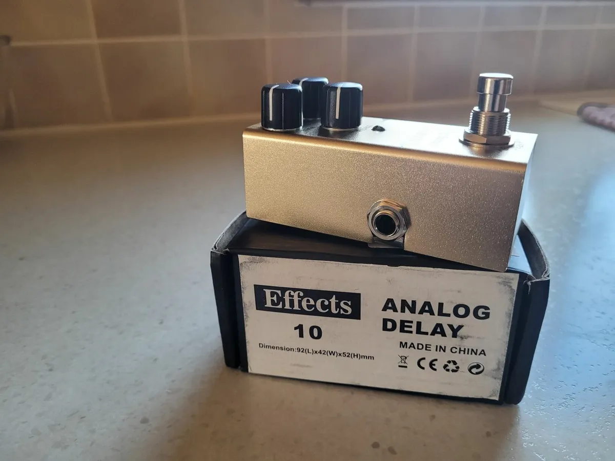 3 Guitar pedals, incl. power supply - Image 2