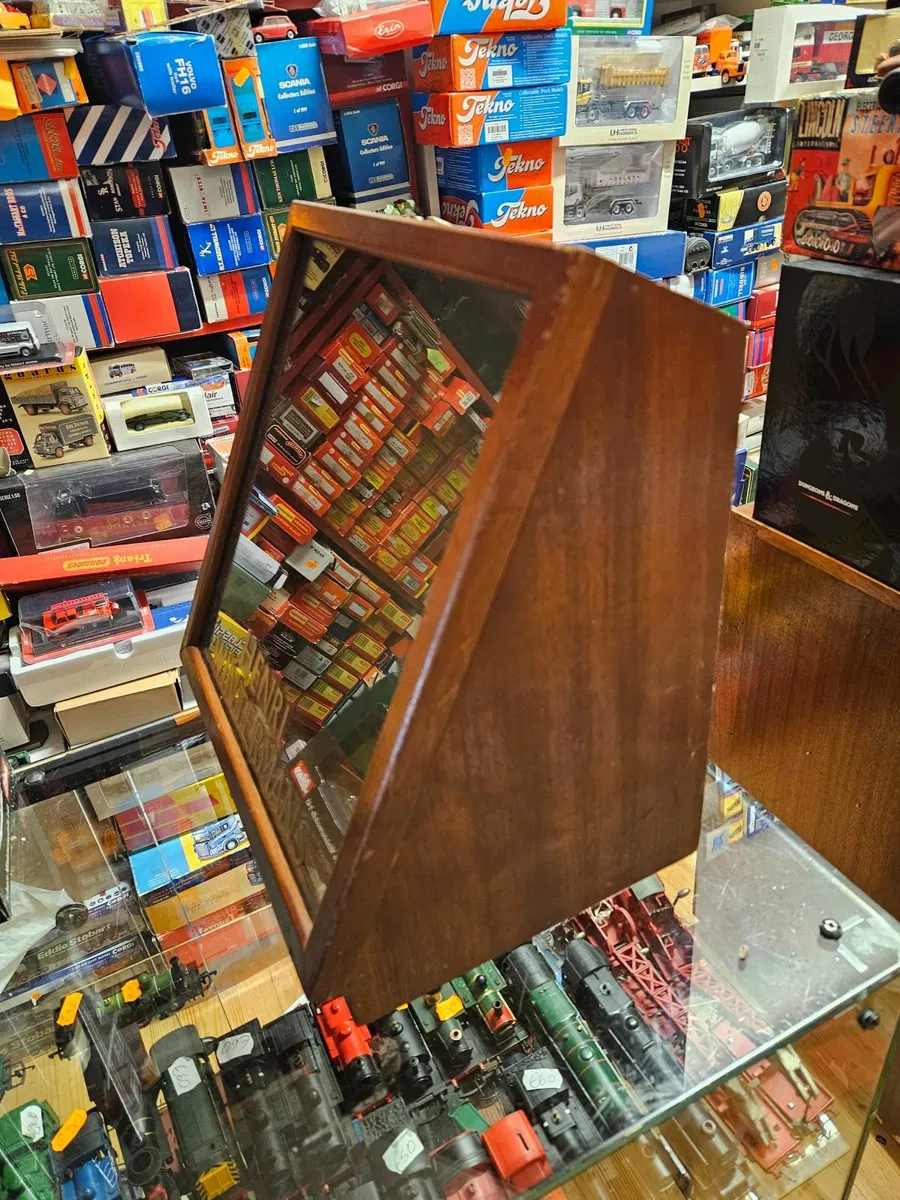 Vintage Henri Winterman Counter Top Shop Display - Image 4