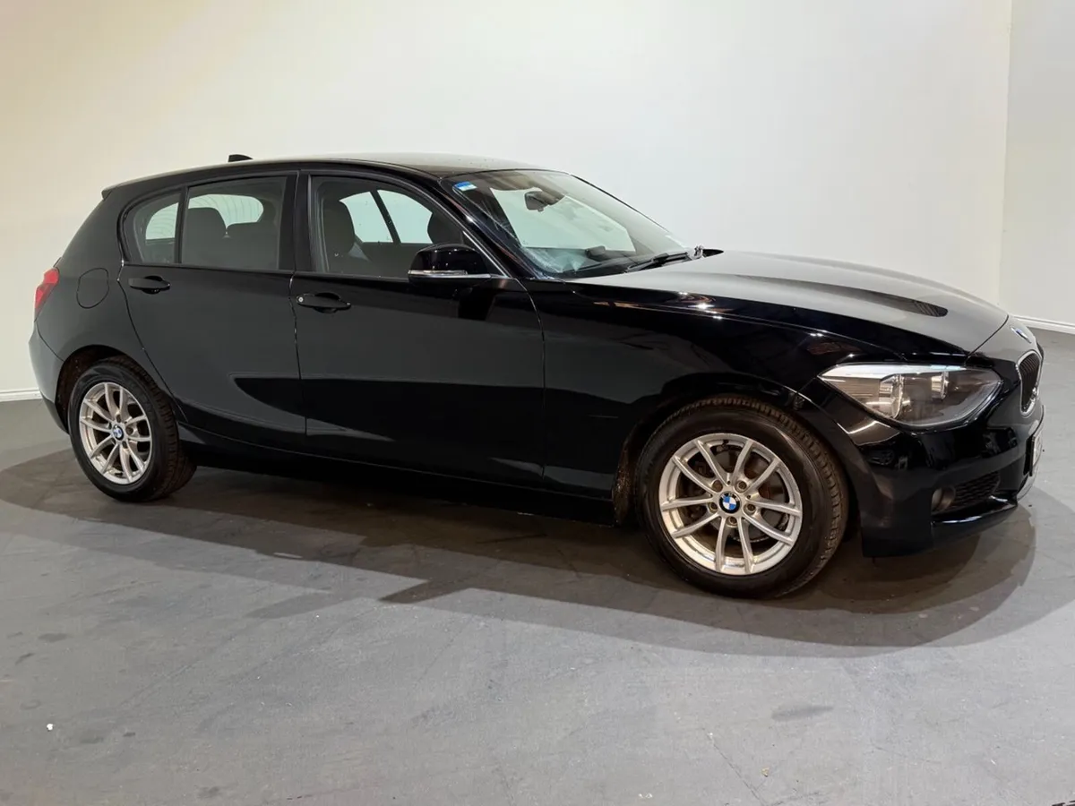 * DEPOSIT TAKEN * BMW 114i SE - Manual - Image 3