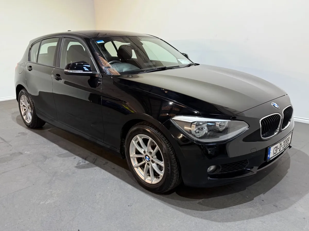 * DEPOSIT TAKEN * BMW 114i SE - Manual - Image 1