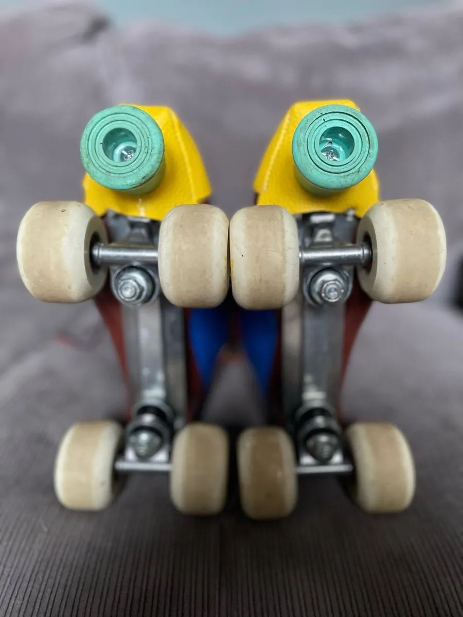 Chaya skates - Image 4