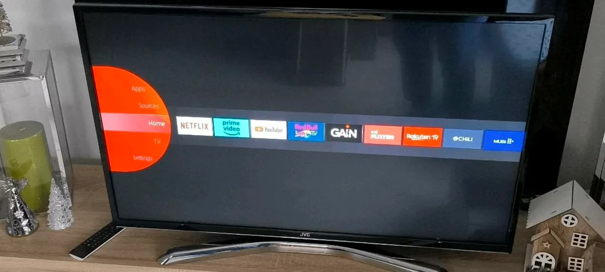 39" TV JVC, SMART - Image 1