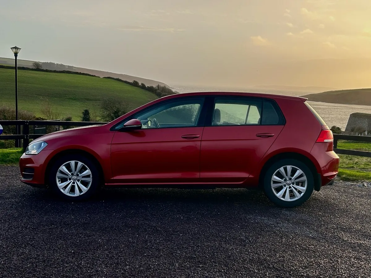2013 Volkswagen Golf Bluemotion 1.6L Diesel - Image 2