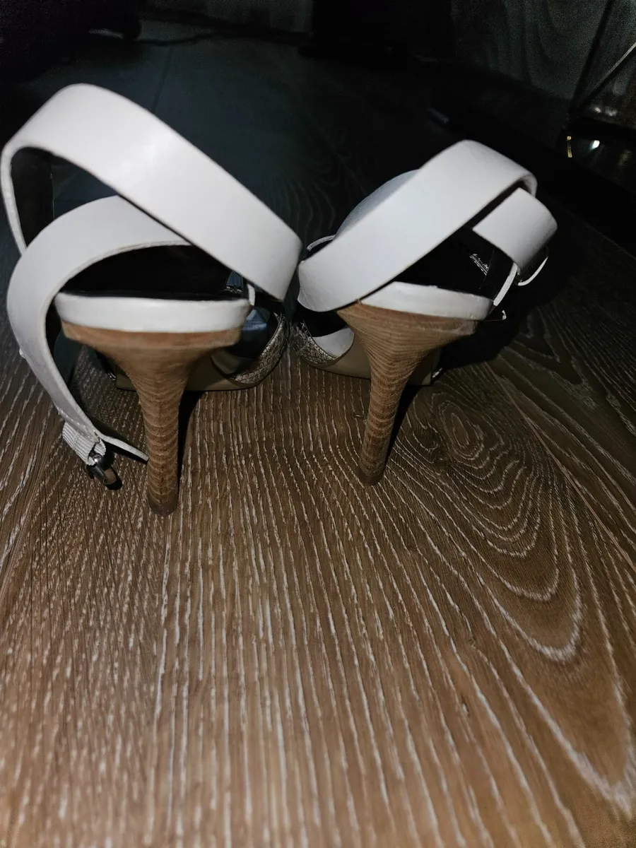 Guess heels - Image 2