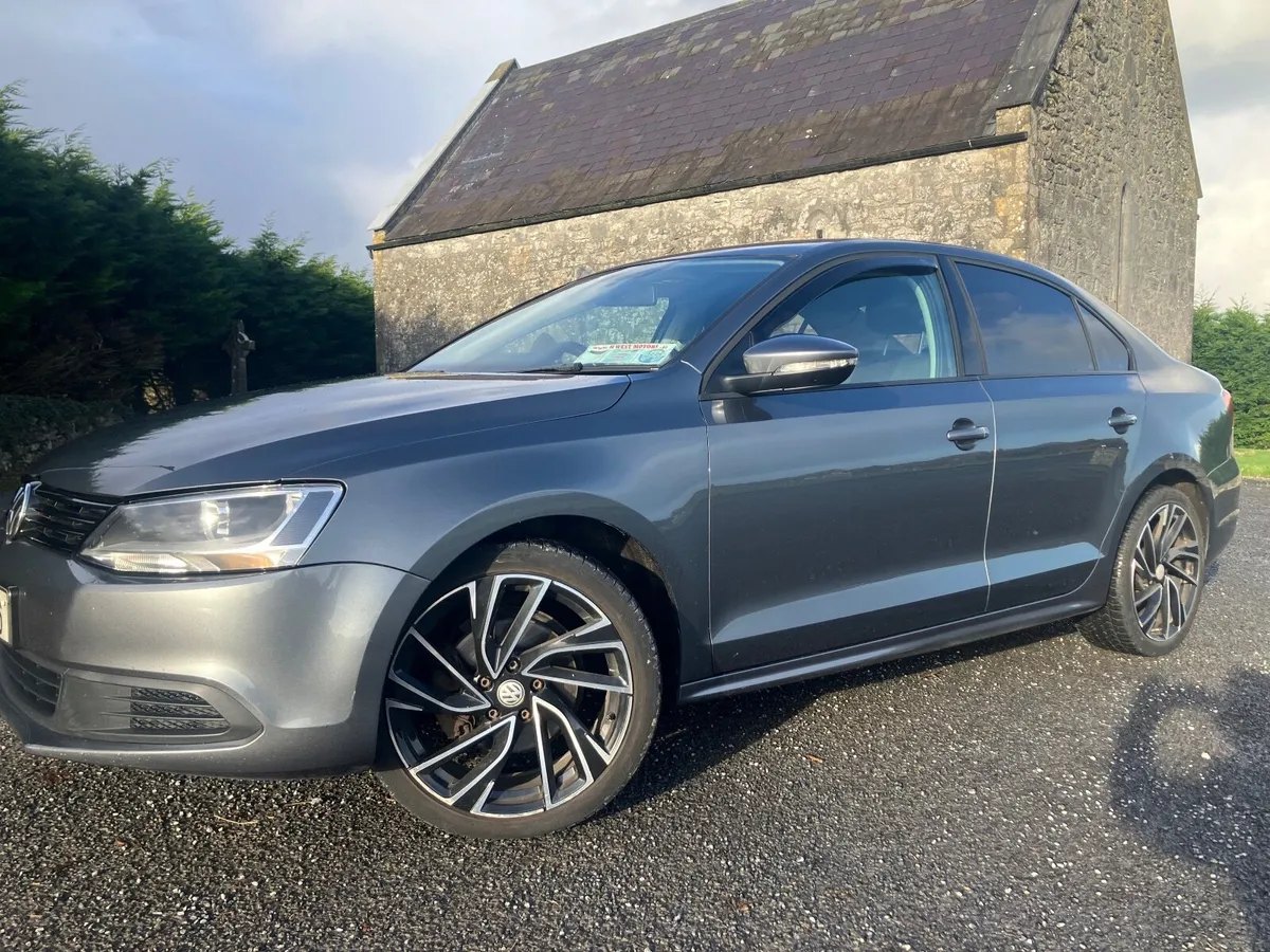 Volkswagen Jetta 1.6 - Image 2