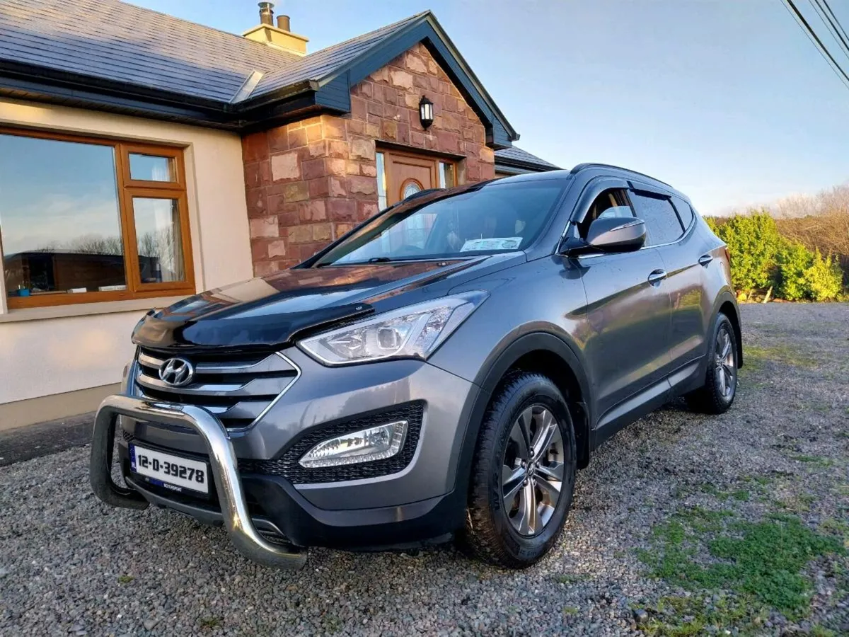 Hyundai Santa Fe - Image 2