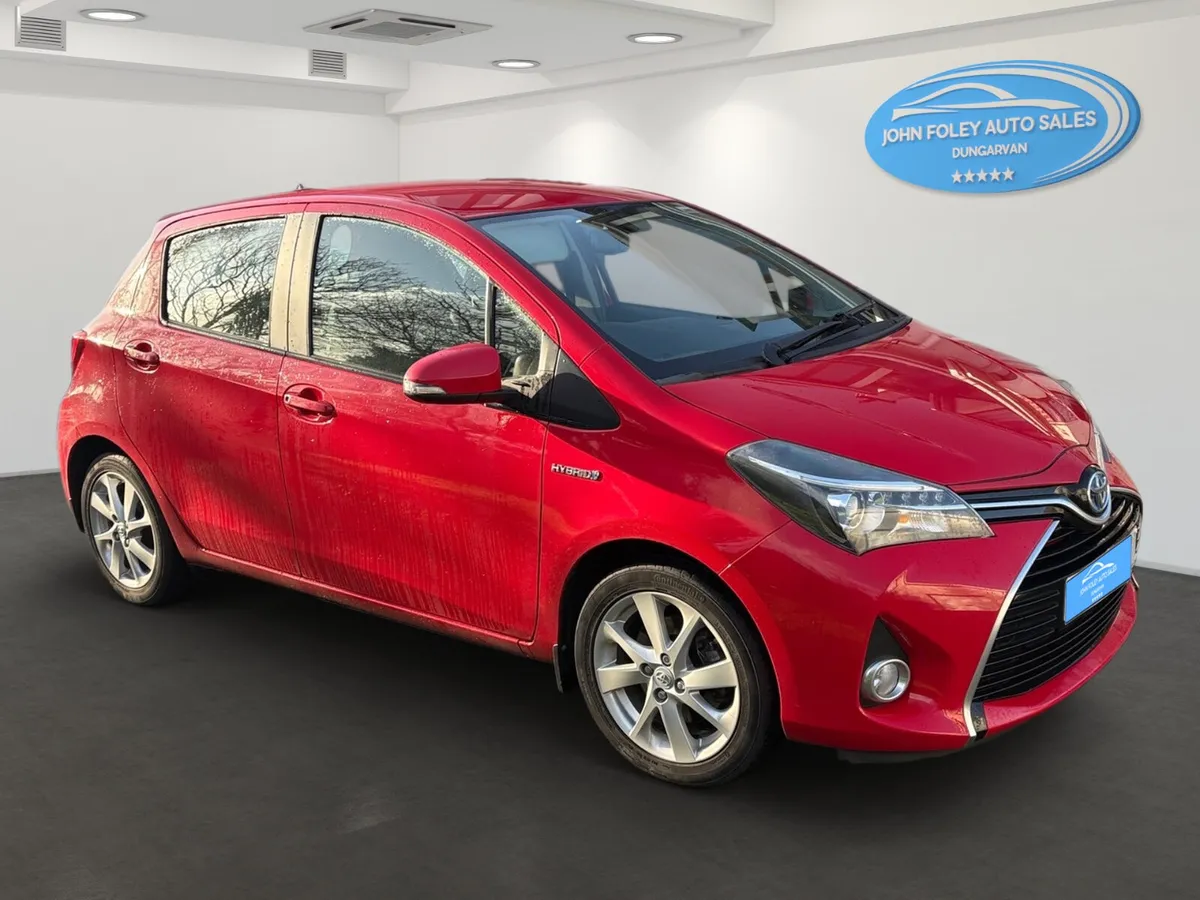 2015 -Toyota -Yaris -1.5 Hybrid -Automatic - Image 3