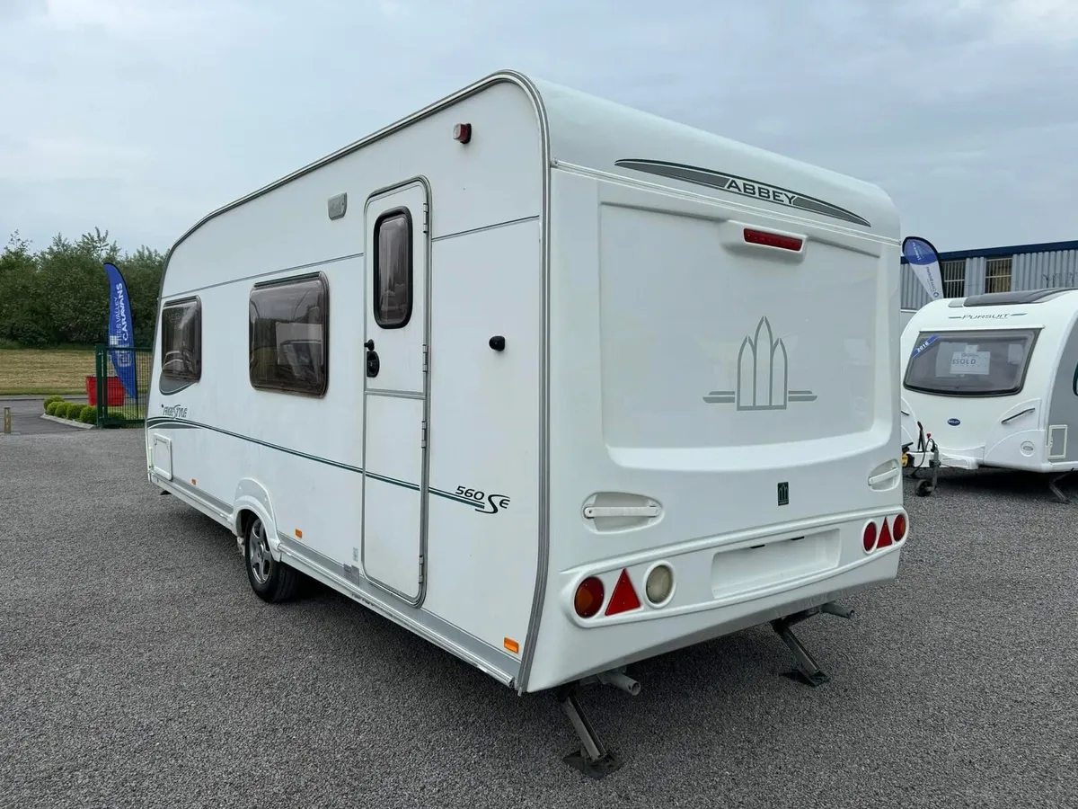 2005 Abbey Freestyle 560 6 Berth Touring Caravan - Image 4
