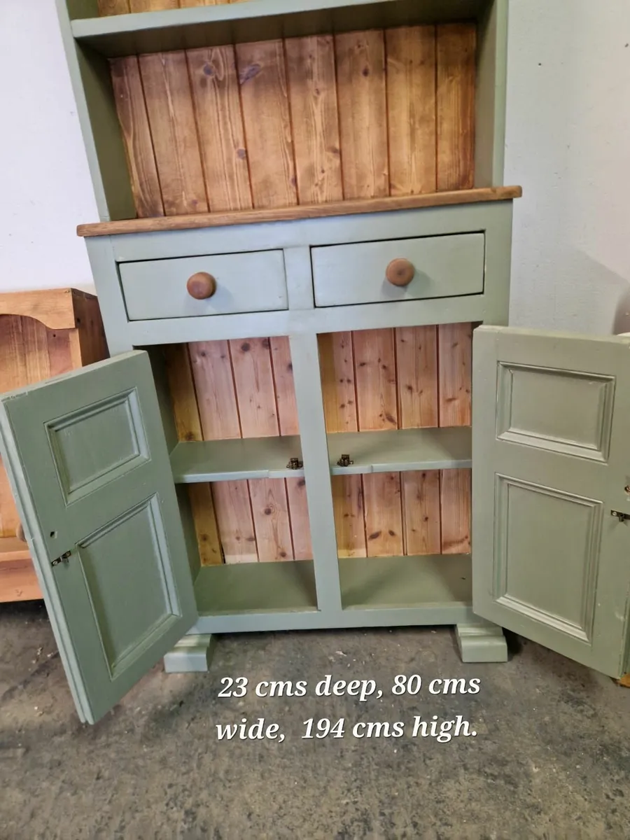 Small Early 1900s pine dresser - Image 3