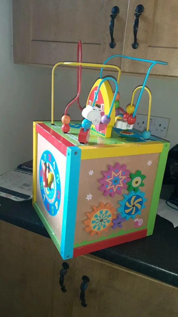 Activity toy - Image 2