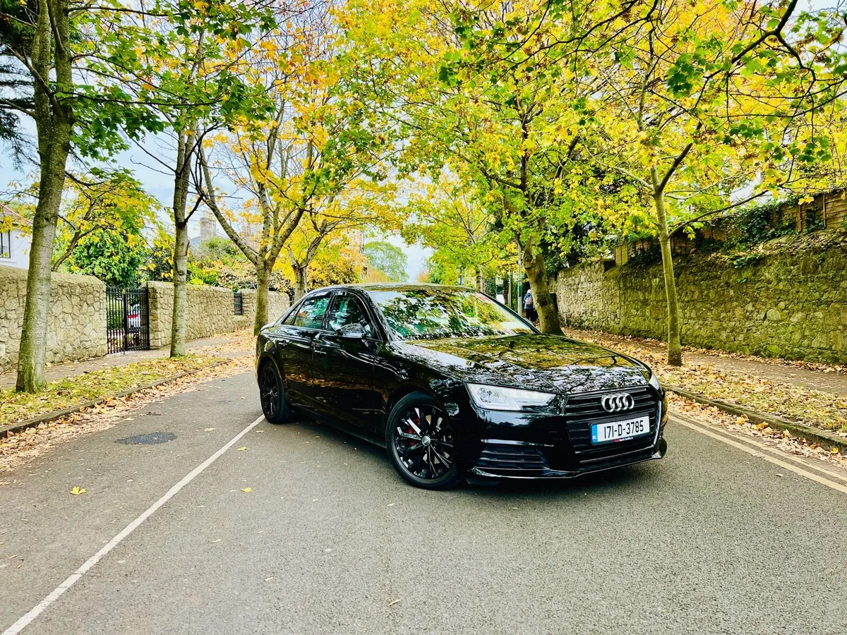 Audi A4 2017 2.0 TDI Ultra Black - Image 1